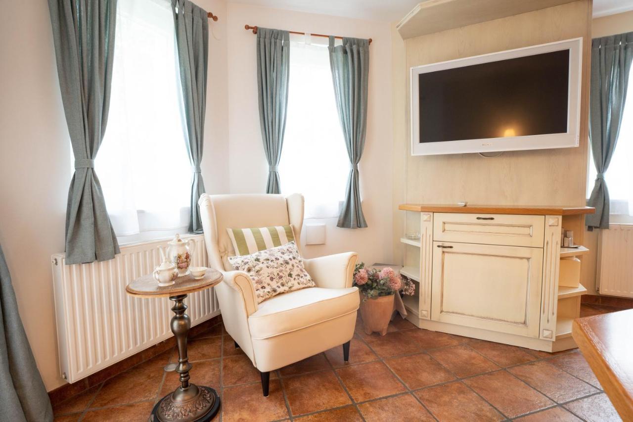 Alpine Apartments Marcella Zirovnica Extérieur photo